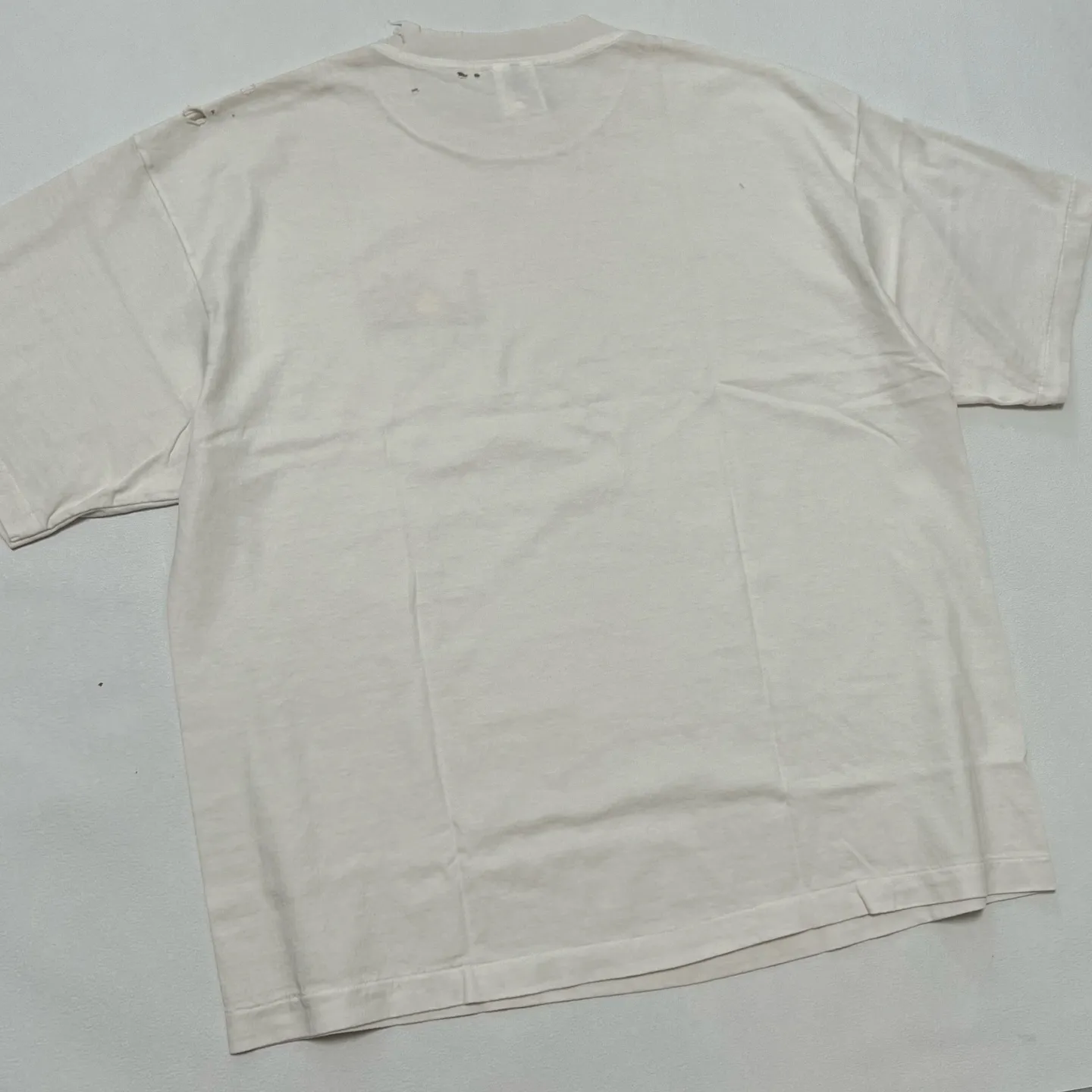 SAINT Mxxxxxx 25SS LOVE_SS TEE/WHT LOVE little sun destroyed washed distressed short sleeves off-white S-XL rainbow OE yarn original version consistent tube woven side seam fabric re-washed distressed craftsmanship of cut and damaged holes hand-made graffiti splashed ink original consistent main mark/wash mark/little angel anti-counterfeiting mark